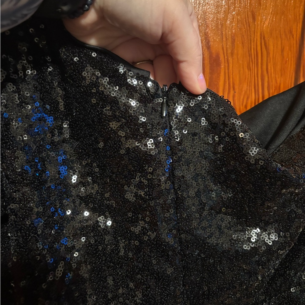 LULU’S Midnight Black Sequin One Shoulder Dress Size Large - Picture 6 of 6